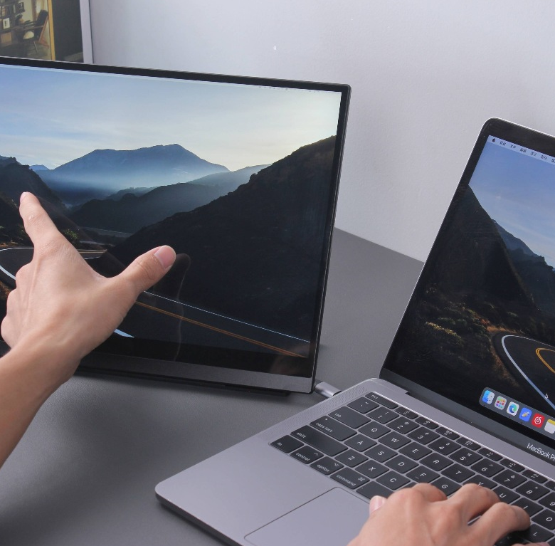 USB-C portable monitor2