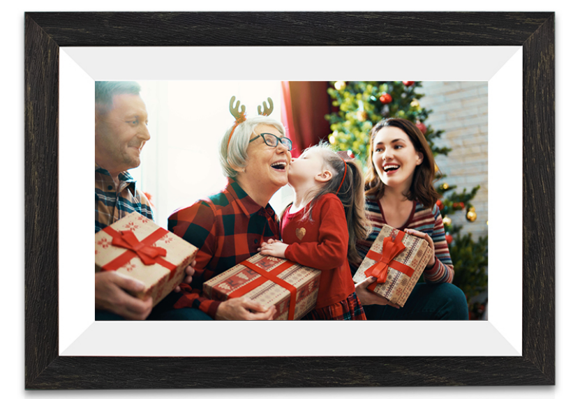 From USB to Cloud: How Digital Picture Frames Make Photo Sharing Simple