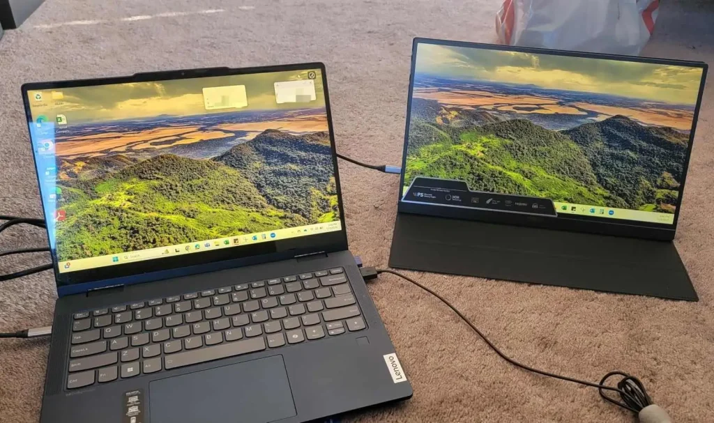 How Portable Digital Display Makers Can Navigate the Global Chip Shortage